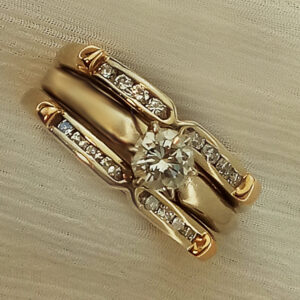 Chanel set diamond insert ring jacket 0.40ct diamonds