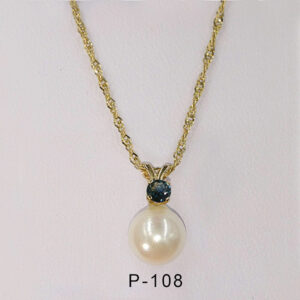 8 mm cultured round pearl pendant with Sapphire
