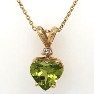 7mm Heart shape Peridot and diamond pendant