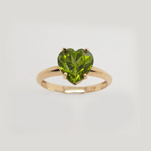 1.5ct Heart shape Peridot set in a delicate basket set ring